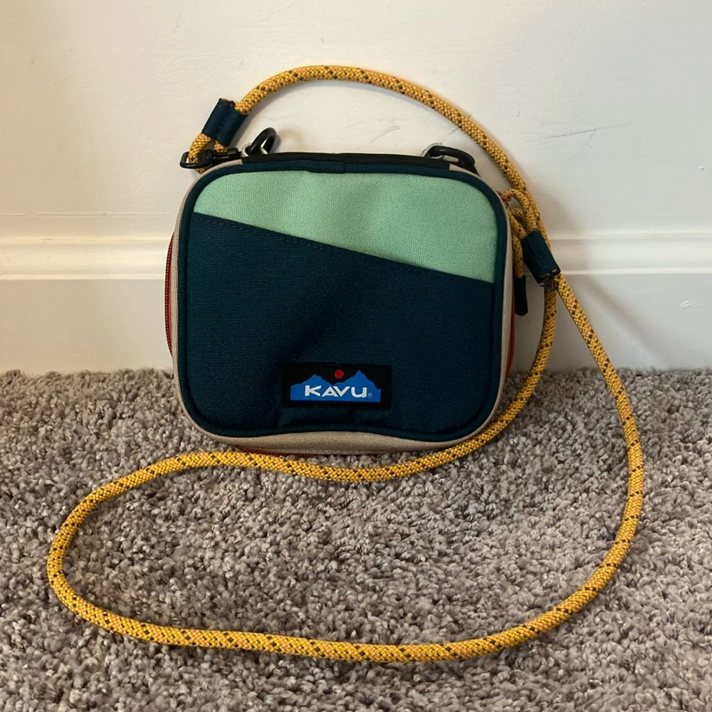 Kavu Mini Crossbody Bag NWOT